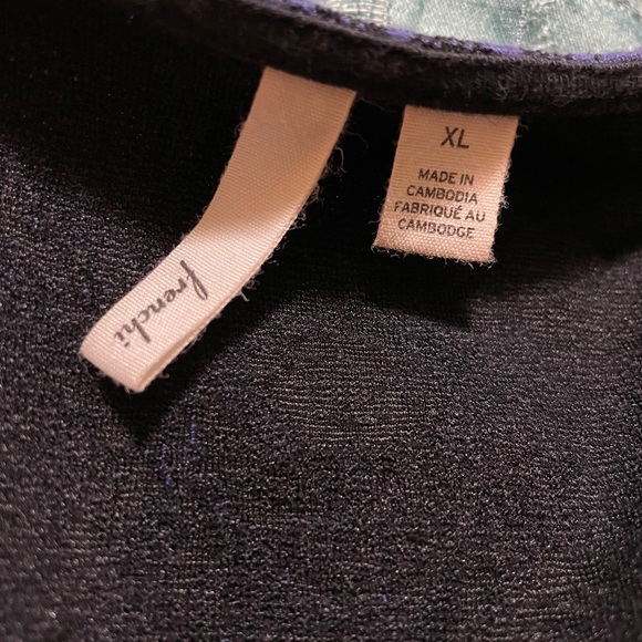 Frenchi Floral Pocket Dress in Blue - Picture 4 of 4